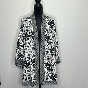 Max Studio Black & White Floral Kimono – Size 2X